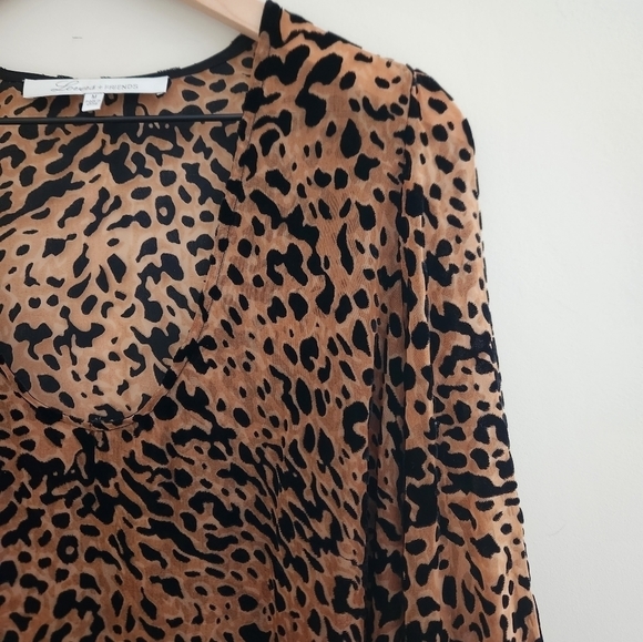 Lover + Friends | Leopard Daydream Burnout Blouse - Size M - Picture 4 of 10